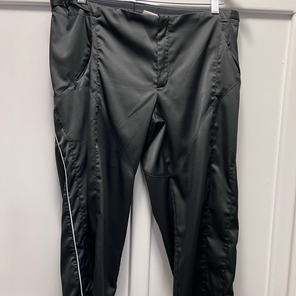 Nike Capris - Picture 2 of 2